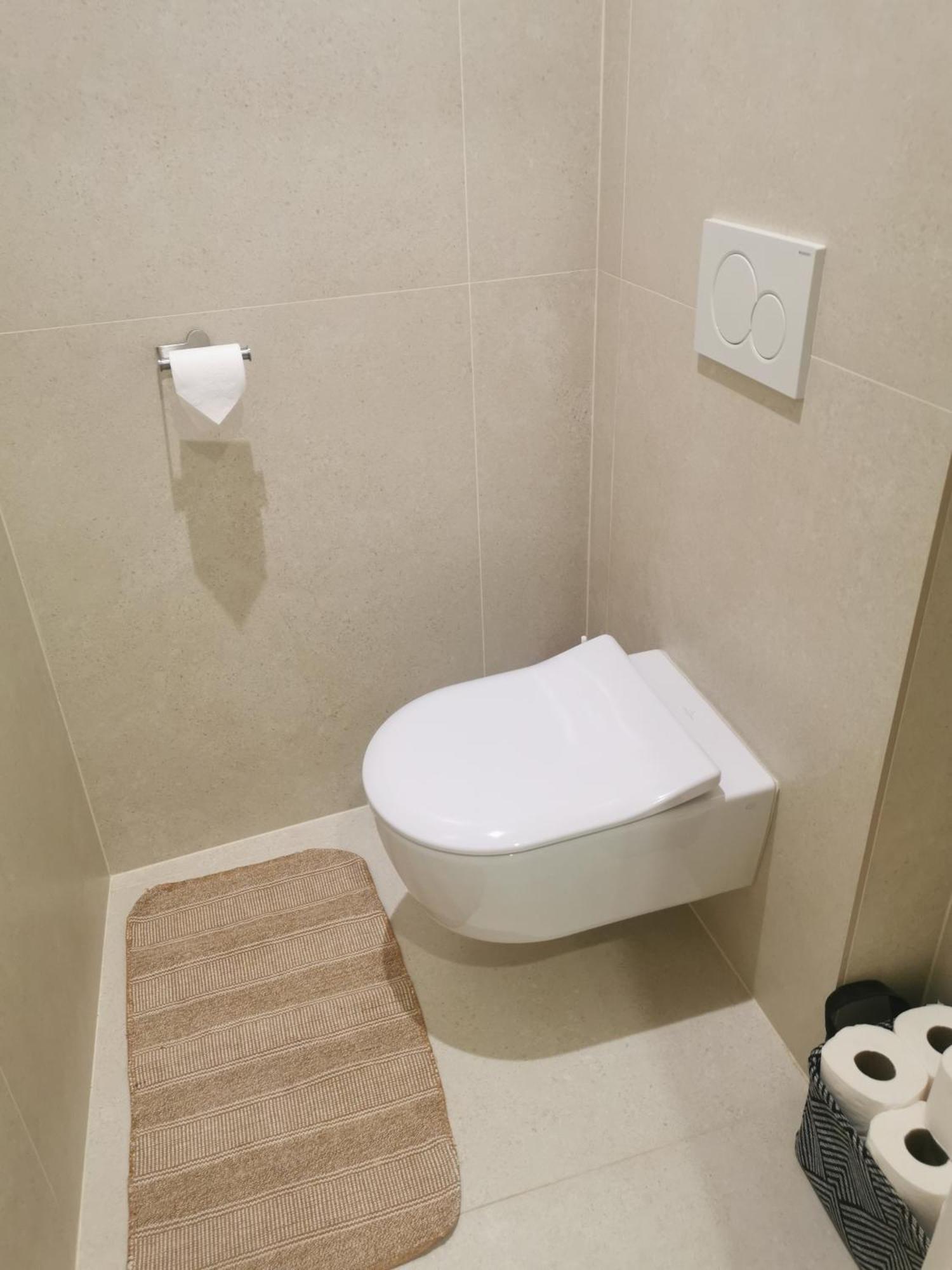 Atlas Apartment In The Historical Center Of Kosice With Free Private Parking ภายนอก รูปภาพ
