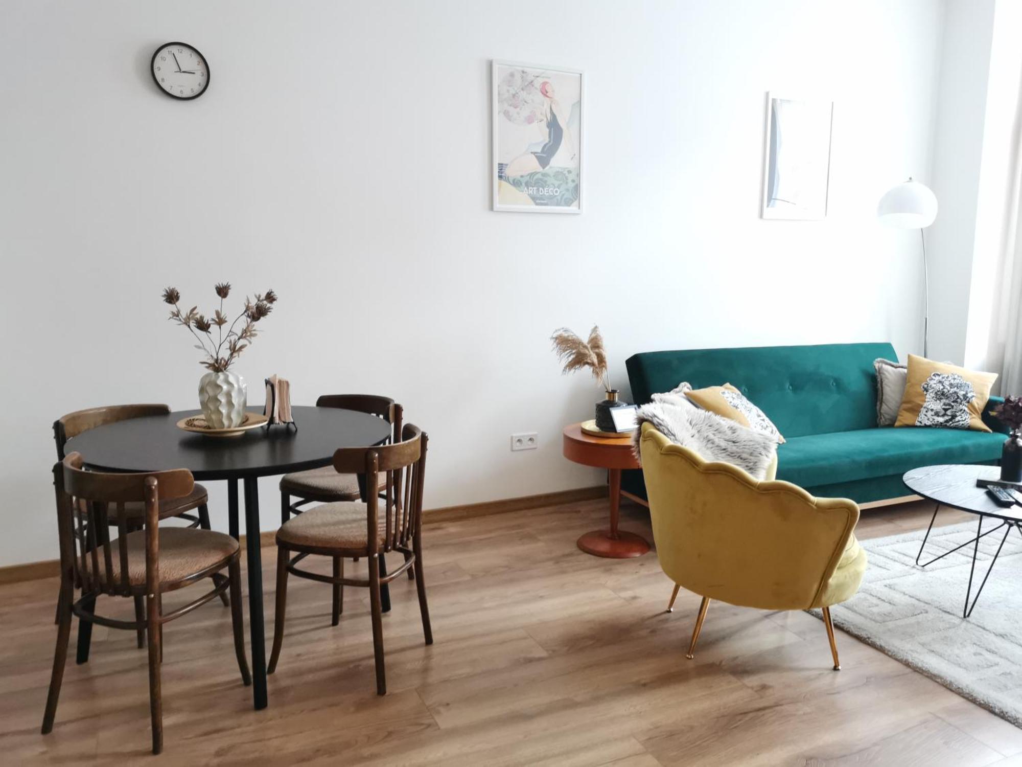 Atlas Apartment In The Historical Center Of Kosice With Free Private Parking ภายนอก รูปภาพ